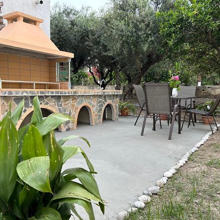 Lina'S Amazing House In Ialysos Vila Ixia  Exterior foto